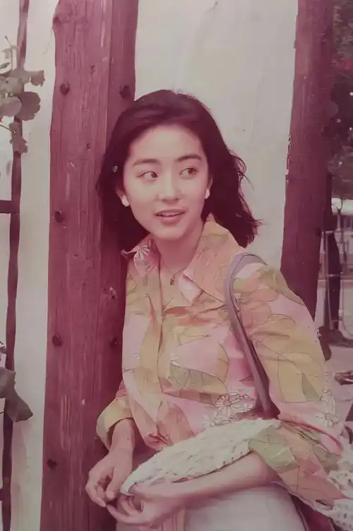 有一种美叫林青霞年轻的时候