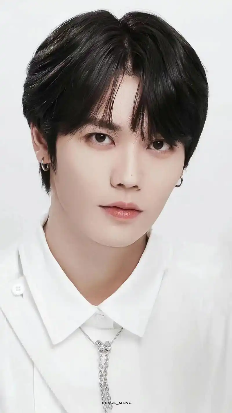 咱就是说林彦俊还是一如既往的帅气……|林彦俊|白衬衫|肉眼_新浪新闻