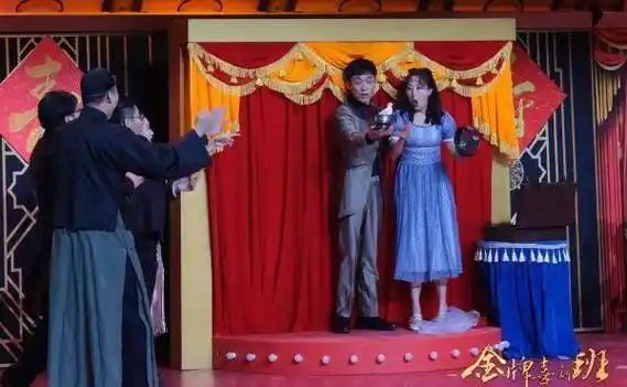 《金牌喜剧班》陈佩斯无实物表演教学"吃面条"_娱乐频道_我们青年网