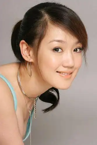 薛佳凝回应三鹿事件代言非奶粉愿意捐助患儿