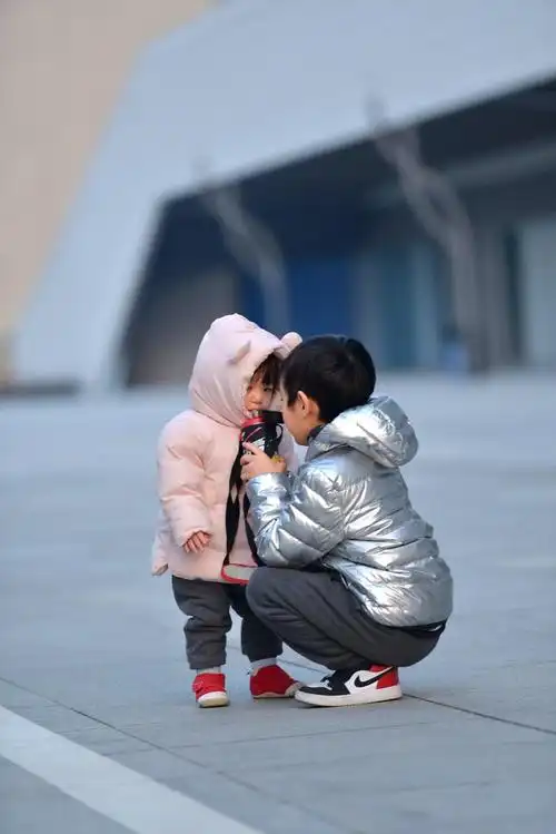 暖男哥哥萌妹妹