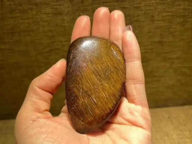 驴蹄子仿造的犀角如何辨别