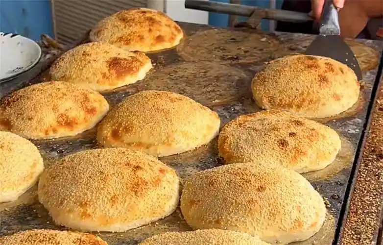 原创河南烧饼的八大门派都是当地人的心头好面食大省真不一般