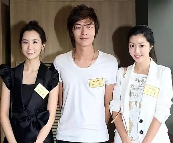 李易峰前女友李多海宣布与男歌手se7en婚讯_恋情_外界_绯闻