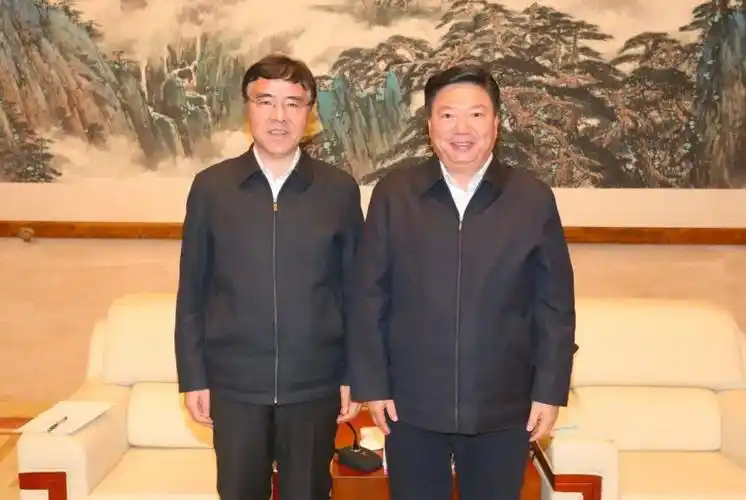 国文清会见天津市委常委,滨海新区区委书记连茂君一行