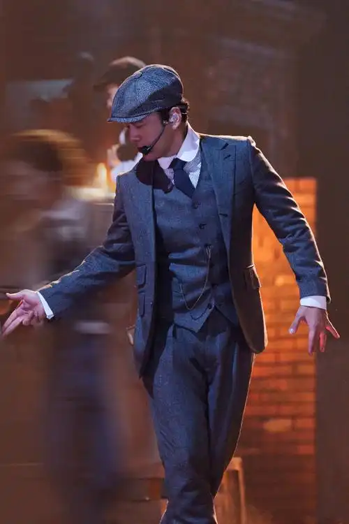 王耀庆披荆斩棘负重唱跳第一人##送披荆斩棘哥哥上战绩墙