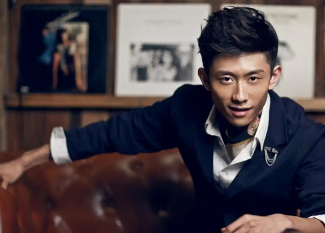 张一山,1992年5月出生于北京市东城区,中国内地男演员,2010年,张一山