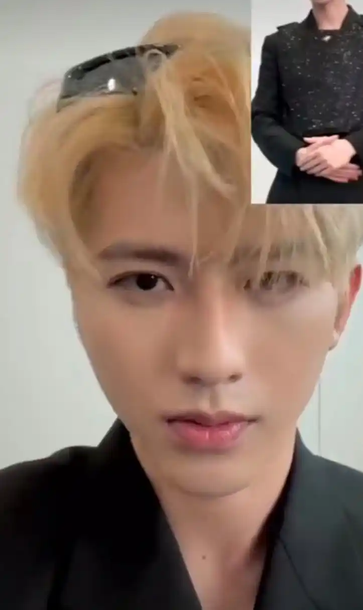 蔡徐坤女友视角,你也想和坤坤子视频吗?[亲吻]