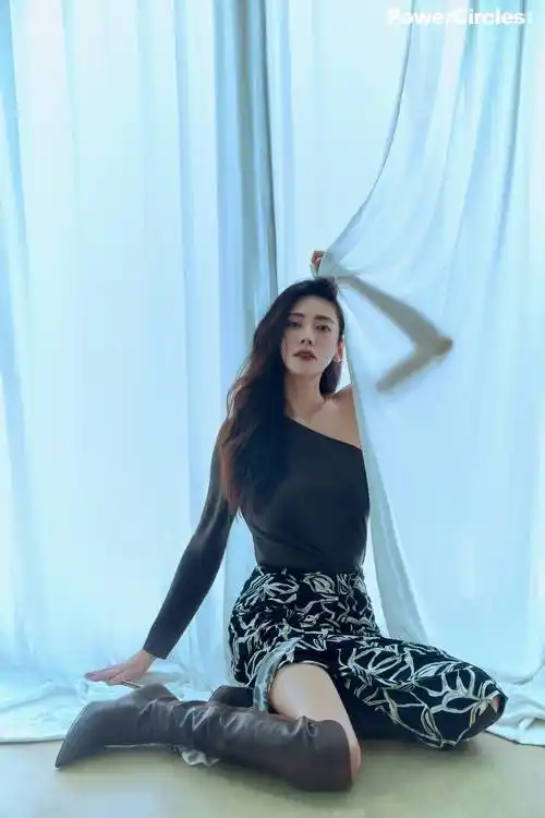 韩国女星秋瓷炫45岁情人节浪漫写真曝光,与于晓光甜蜜