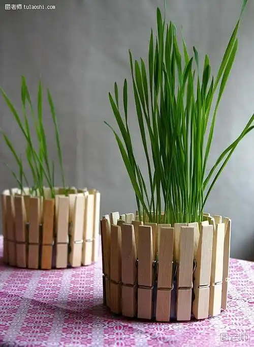一个既能当烛台又能当花盆的小物品就完成了!
