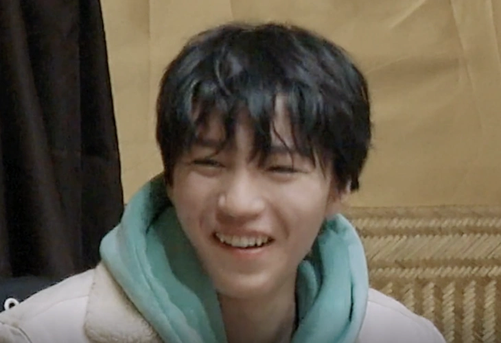 《恰好是少年》直播暴露真实素颜状态!王俊凯长痘刘昊然服务好?