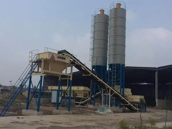 机械设备 商业优选:300型水稳拌合站 水稳拌合站可根据施工现场的实践