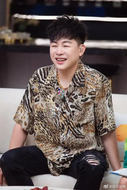 胡彦斌第一次在镜头前哭到控制不住