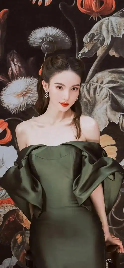 她就是被誉为"美女系列壁纸"的金晨.