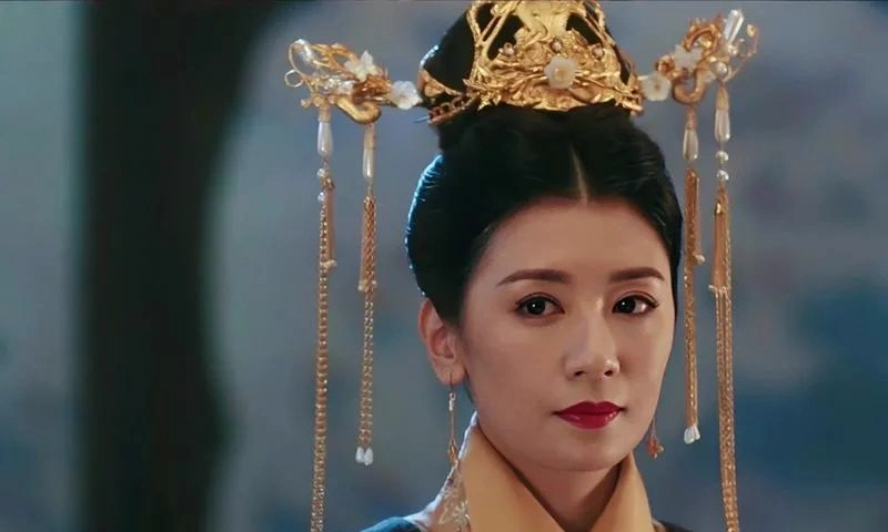 大皇帝17岁却专宠一生, 被明史黑出天际的万贵妃,我们错骂她了