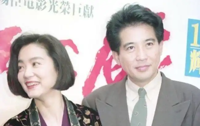 秦汉正面回应:已婚,老婆是篮球