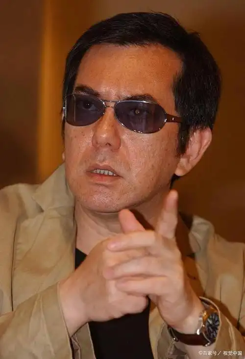 黄秋生,一直都是在脑海中挥之不去的角色,敬80后!