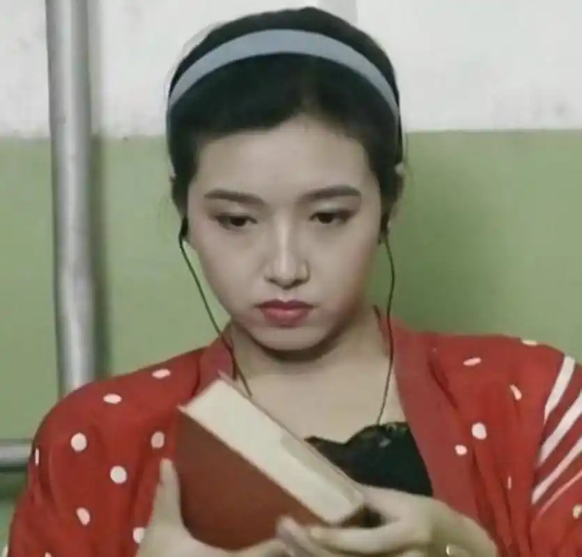 她把最美的时光留给了《过把瘾》.江珊.