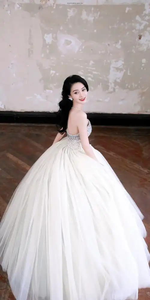 angelababy晶钻华尔兹抹胸礼裙##杨颖晶钻公主裙
