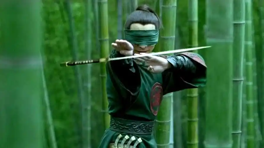 张艺谋最巅峰作品《十面埋伏》,镜头美学无人能比,堪称视觉盛宴