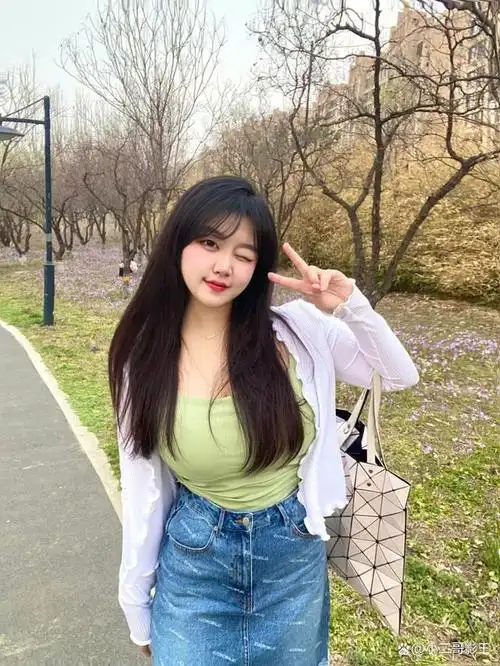 120斤肉肉女生穿搭