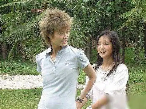 李宇春最想删的几张照片,看完笑出"猪叫"只怪自己太年轻_审美_风格