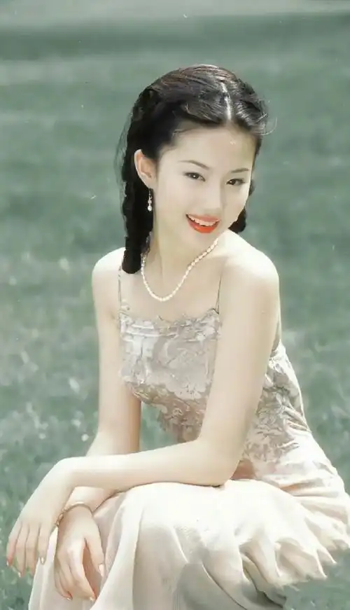 16岁刘亦菲旧照#金粉世家时期的刘亦菲旧照96!