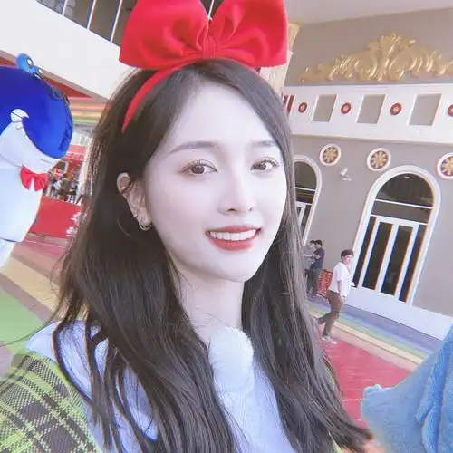 吴宣仪头像.自截自调,二传标明dt泡芙小淇.禁二改.