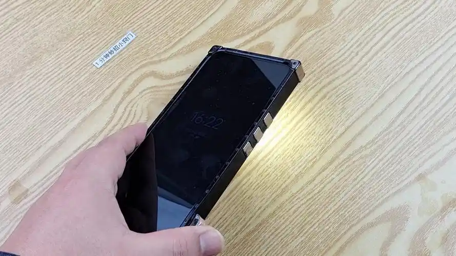 原创今天才知道手机上的手电筒还有一个小机关好多人还不了解