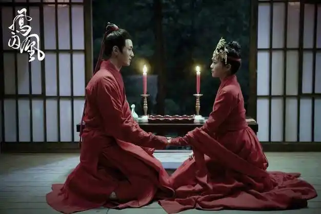 嗐,白鹿在instagram上分享了一张照片,床单是大金给许凯买的.