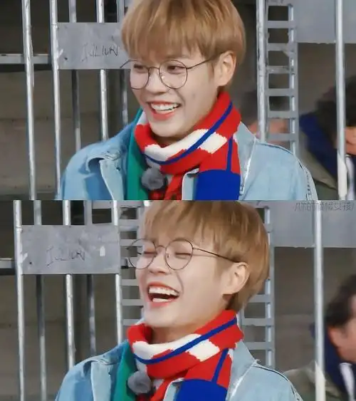 林彦俊表情包真是又可爱又傻傻的