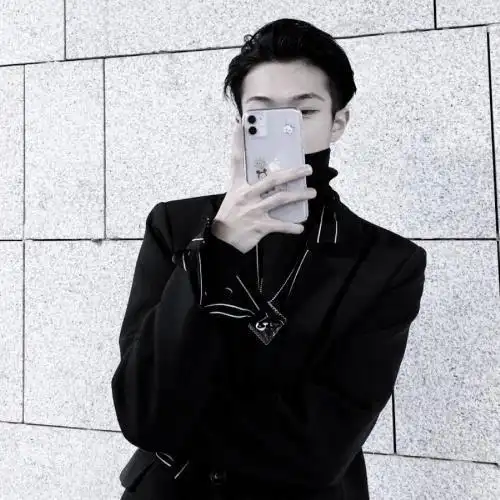 霸气超拽真人男生头像冷酷过去的那一秒