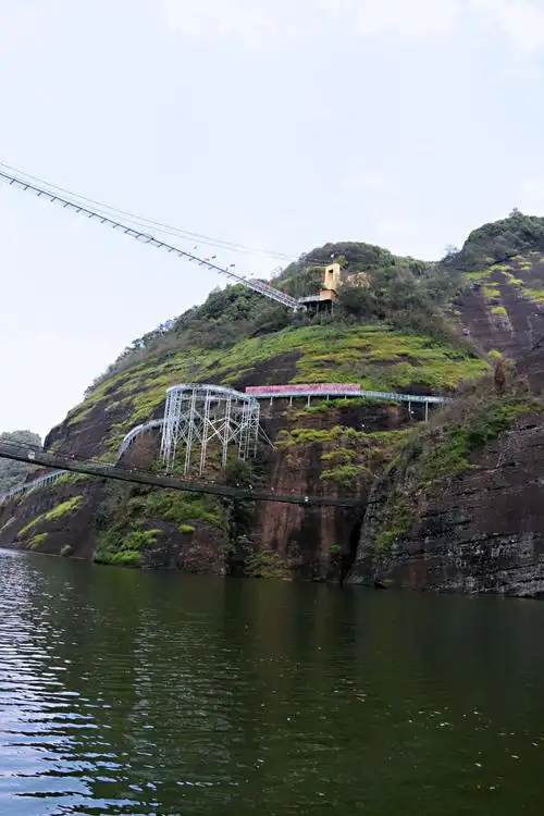 18 写美篇东浒寨风景区位于赣,湘,鄂三省交界的修水县征村乡潭坑村