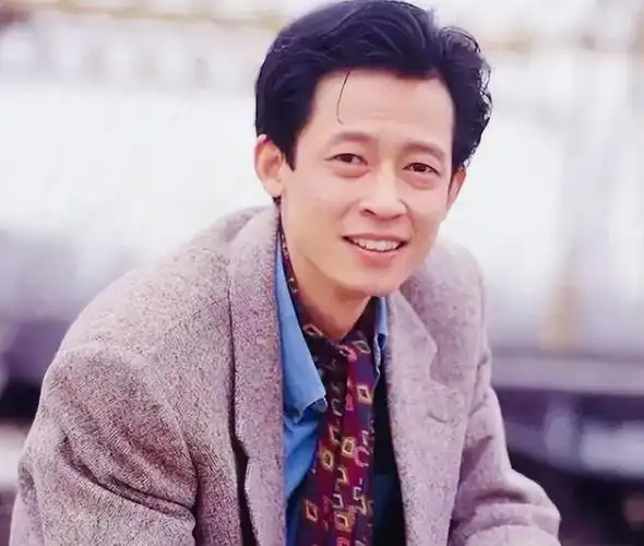 回顾逐渐消失的王志文已走上男演员的另一条人生大路