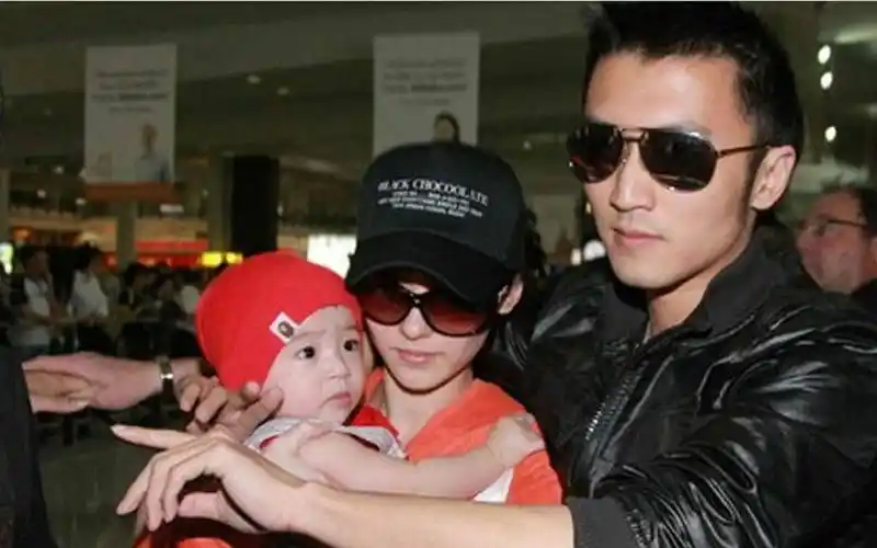 港媒爆料张柏芝怀四胎,记者联系及经纪人无果,三胎生父至今成谜