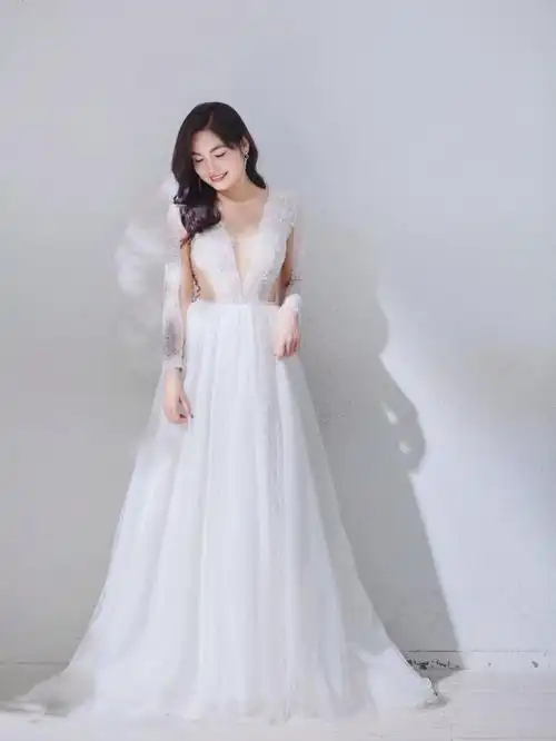 一个人的婚纱照.爱自己比什么都重要.