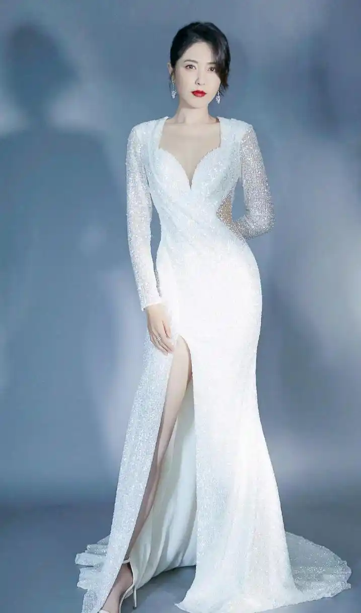 曾黎高跟凉鞋大长腿又直又白