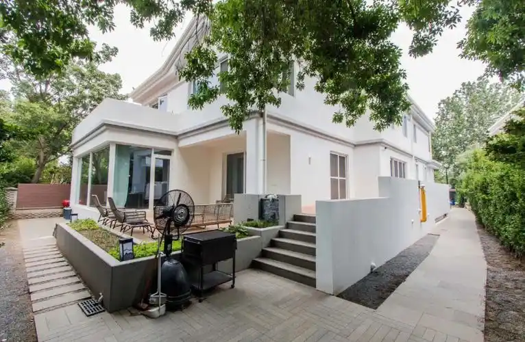 中央别墅区丽斯花园独栋