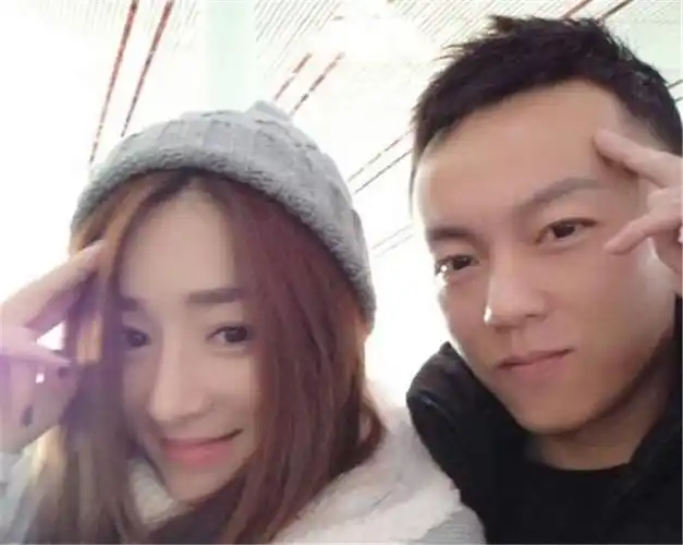 何彦霓老公谢苗个人资料