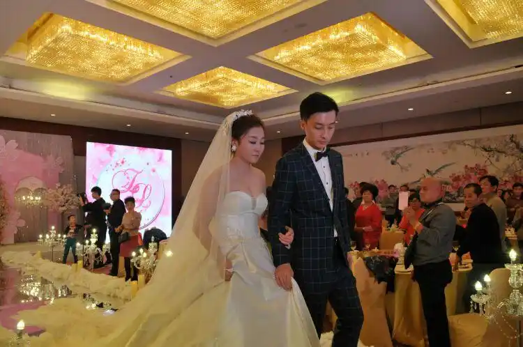 《张洋,李佳结婚典礼掠影》 2016-11-12 天津迎宾馆