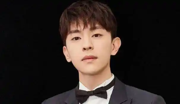 邓伦20岁无敌帅,颜值高到没有朋友,明星帅你果然强求不来