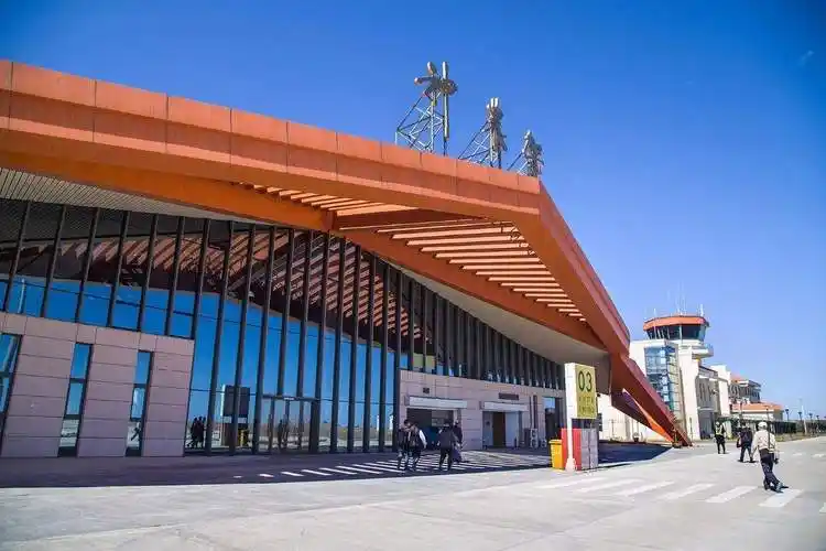 湖北省8大机场旅客吞吐量排名,武汉天河机场遥遥领先!_运营_旅游_地区