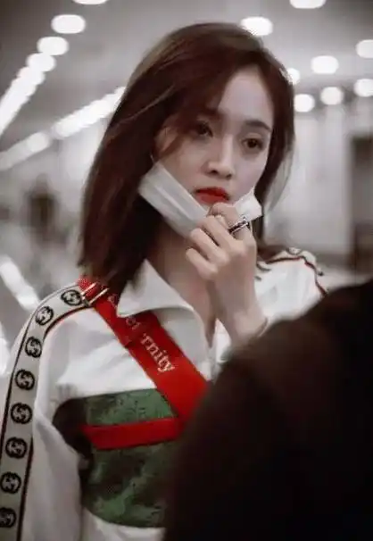 吴宣仪玩梗引众怒撒谎成性反朝网友狂撒气内娱小公主是真娇贵