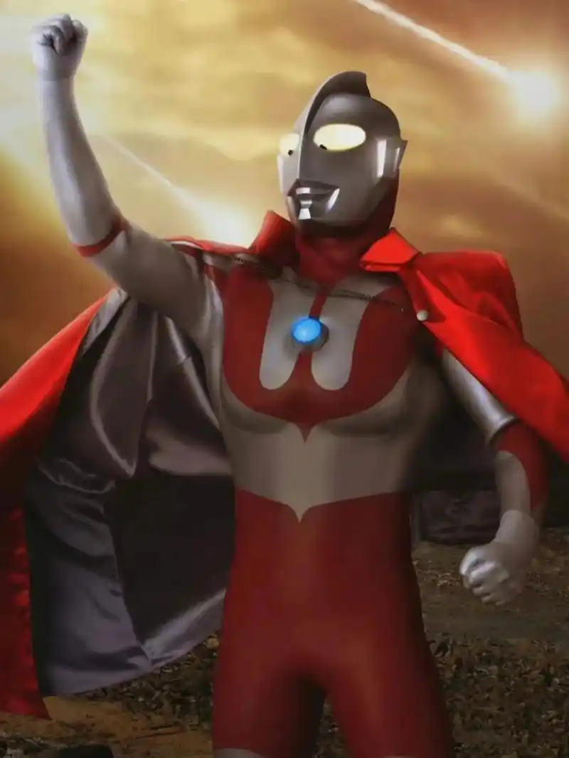 奥特曼壁纸高清 | 初代奥特曼 宇宙超人睁开眼睛