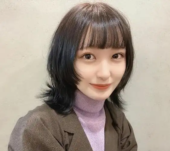 时尚短发发型女2022图片(2022日系女生短发发型推荐)(2)