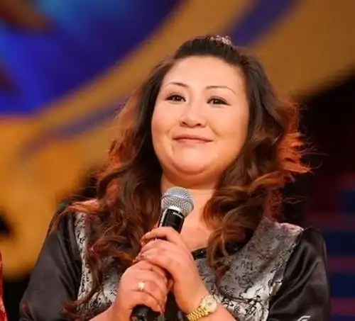 郭德纲背后的女人德云社董事长王惠今年45岁的王惠真不简单京韵大鼓女