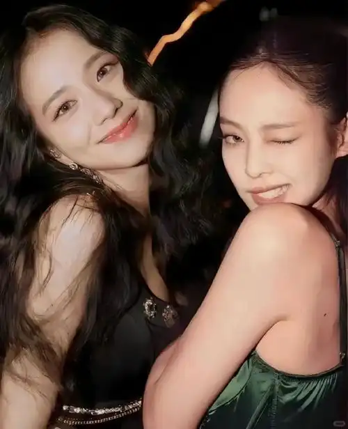 jisoo##jennie##cp