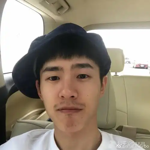 如何看待易烊千玺的胡子? - 知乎