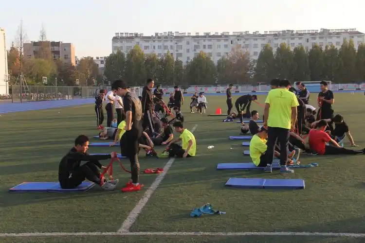 高中体育特长生运动训练策略进行研究,为美好的未来而不断努力