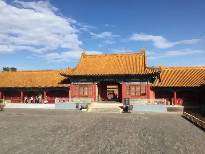 北京故宫是中国明清两代的皇家宫殿,旧称为紫禁城